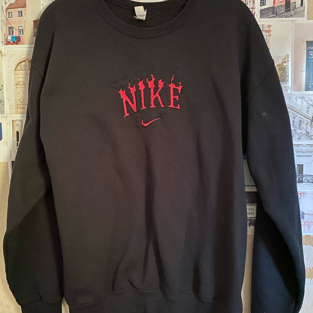 gently worn Nike fire crewneck